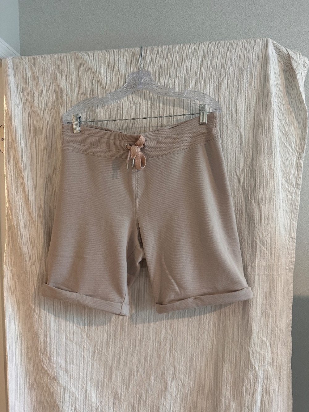 Calvin Klein Performance Taupe French Terry Bermuda Shorts Large - Picture 2 of 6